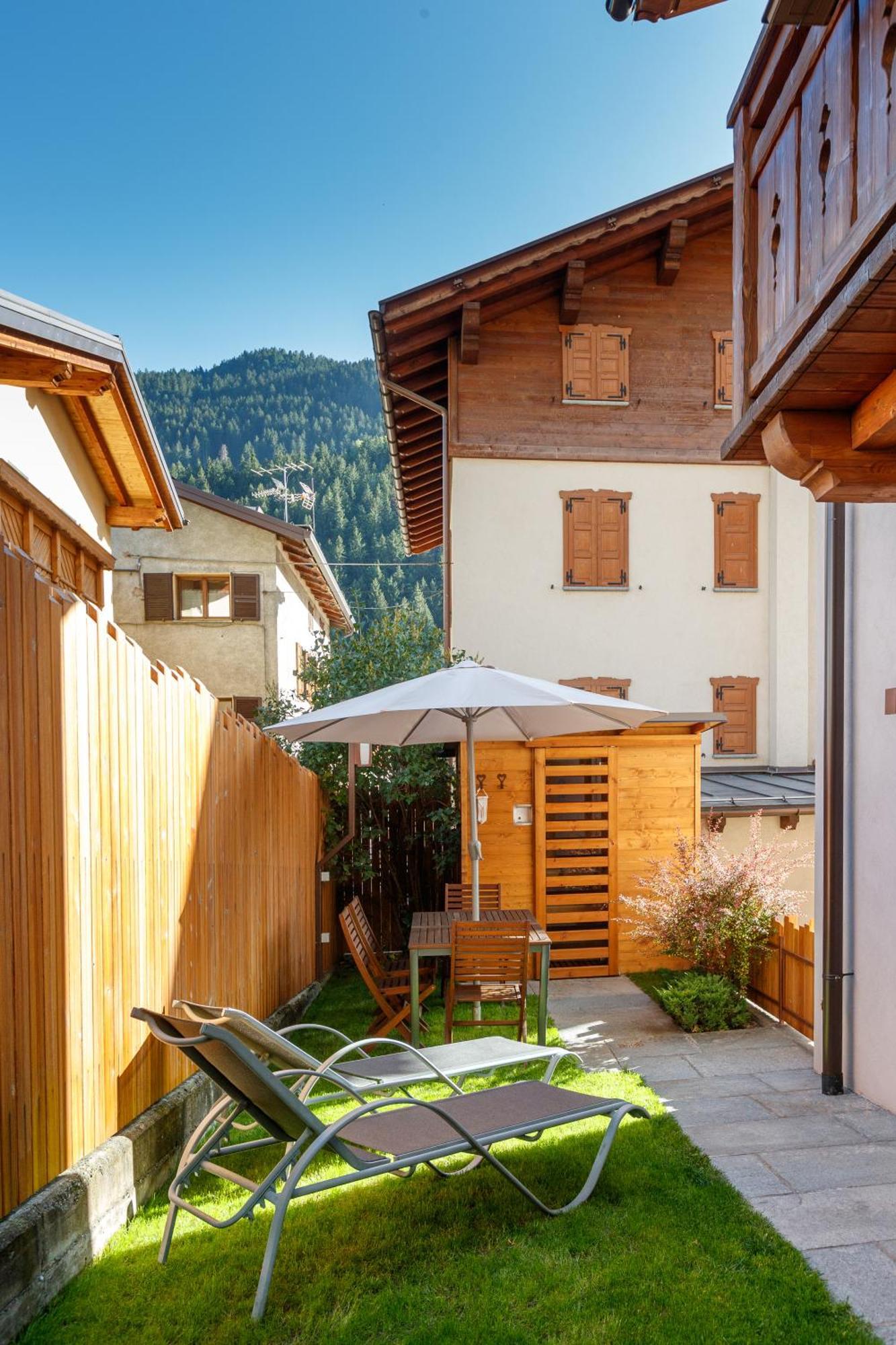 Apartamento Casa Al Rin Isolaccia Exterior foto