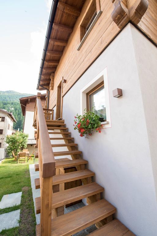 Apartamento Casa Al Rin Isolaccia Exterior foto