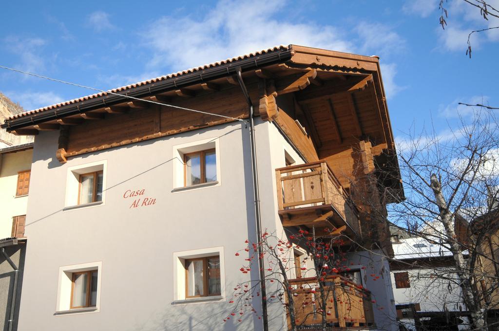 Apartamento Casa Al Rin Isolaccia Exterior foto
